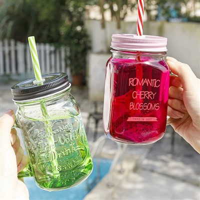 Bocage en verre maçon avec paille